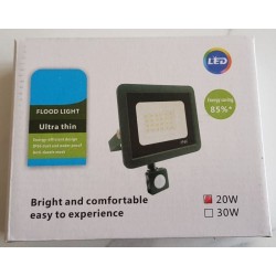 Projecteur LED 20W 6000K avec détecteur de mouvement – IP66 étanche | Brocaffaire