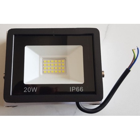 Projecteur LED 20W IP66 blanc froid 6000K, compact et résistant aux intempéries.