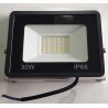 Projecteur LED 30W IP66 blanc froid 6000K, compact, puissant et résistant aux intempéries.