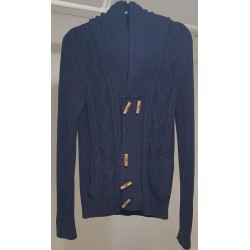 gilet celio bleu marine m d’occasion – très bon état – un bouton manquant – brocaffaire.fr