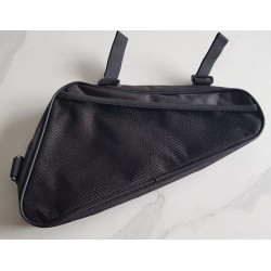 Sacoche de Vélo Sous le Cadre – Poche Zippée & Filet – 30x20 cm | Brocaffaire