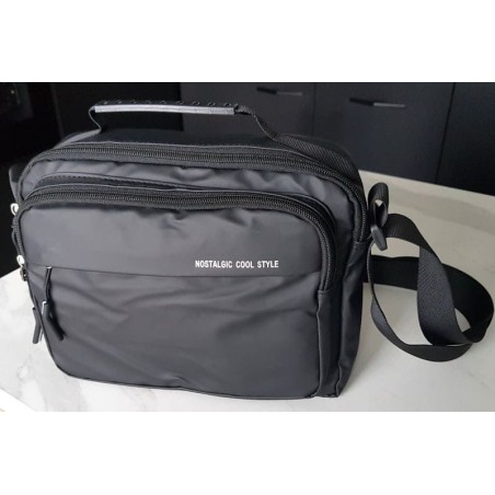 Sac banane noir ajustable pour homme – pratique, léger et multi‑poches