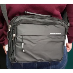Sac banane homme noir ajustable – Sac bandoulière porté croisé | Brocaffaire