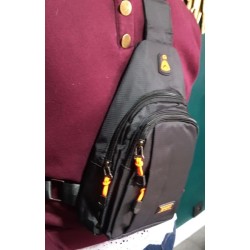 Sac à dos compact unisexe à une bandoulière noir – Porté croisé | Brocaffaire
