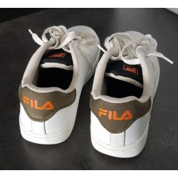 Baskets Fila homme blanches taille 39 – Occasion très bon état | Brocaffaire