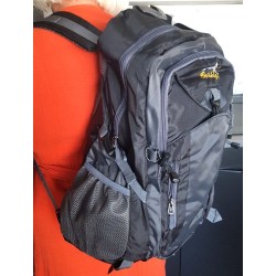 Sac à dos 40L randonnée & voyage – Noir, résistant à l’eau | Brocaffaire