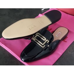 Mules Lancel Signature Noires Vernis Taille 37 Occasion | Brocaffaire