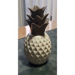 Ananas décoratif en céramique blanc et taupe 23 cm – Objet déco d’occasion | Brocaffaire
