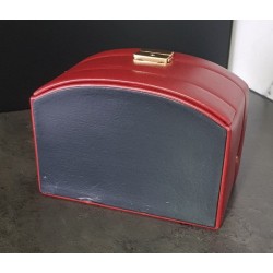 Boîte à bijoux 3 étages rouge bordeaux avec clé – Occasion | Brocaffaire