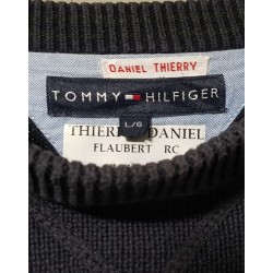 Pull Tommy Hilfiger bleu marine col rond L – Occasion très bon état | Brocaffaire