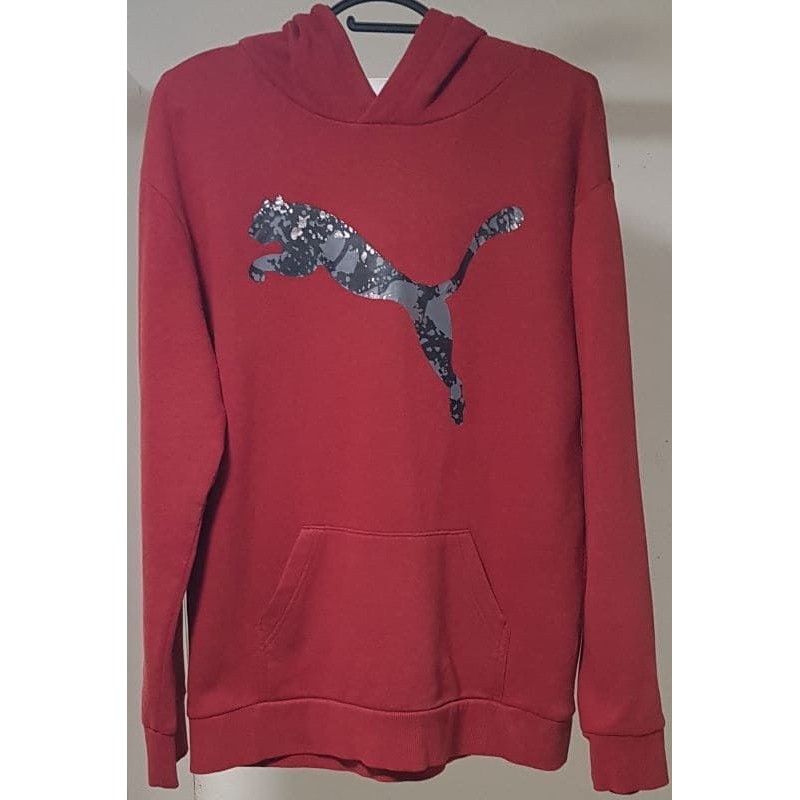 Sweat Puma rouge taille XL 18/20ans en très bon état