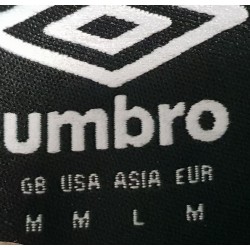 Maillot Umbro vert M – Occasion très bon état | brocaffaire.fr