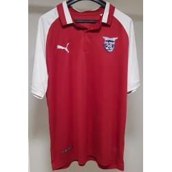 Maillot Puma rouge et blanc pour homme en taille 2XL – vêtement de sport d’occasion